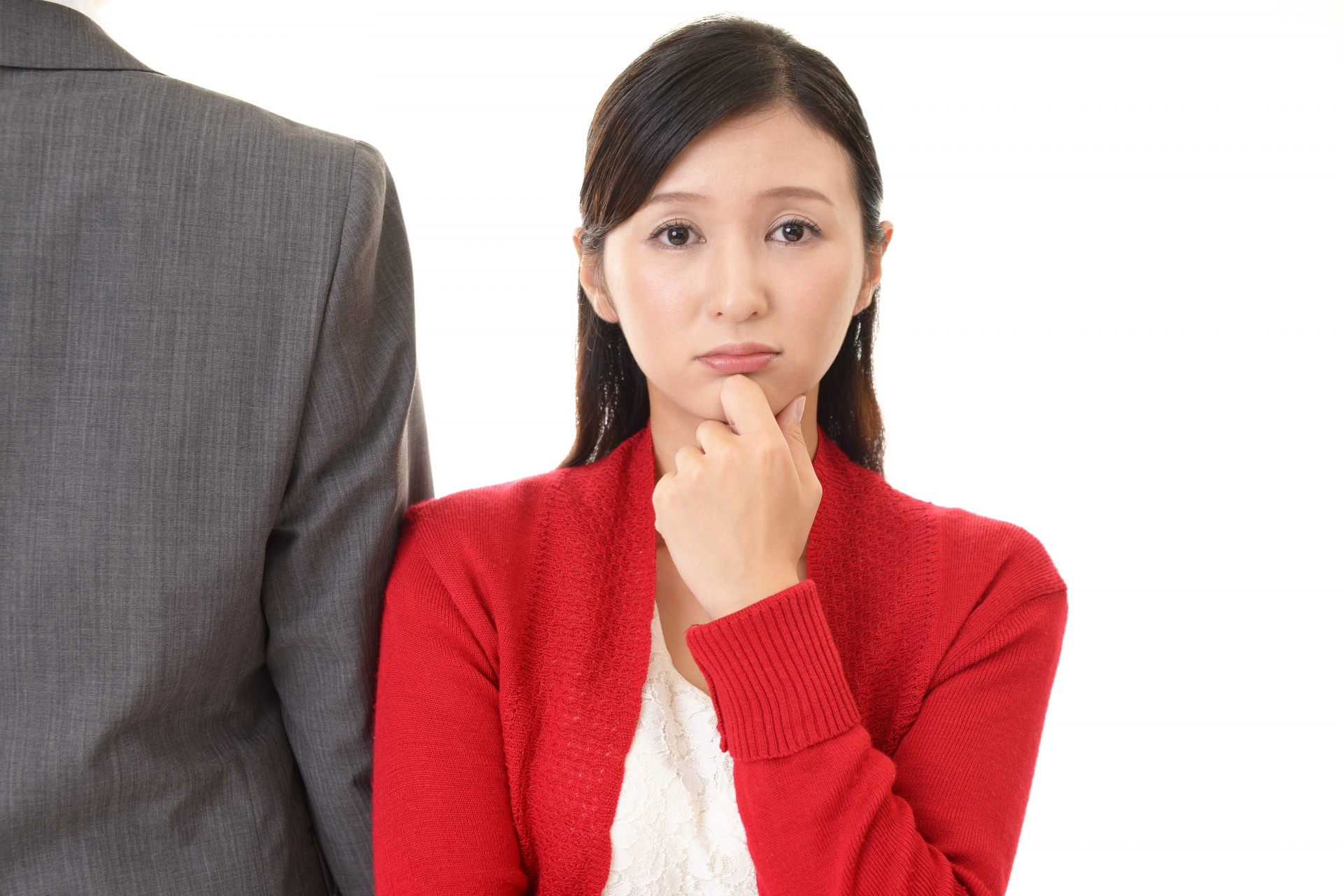 「浮気かも」と思ったら“証拠”が必要な理由｜北海道で探偵に相談する前に知っておくべきこと