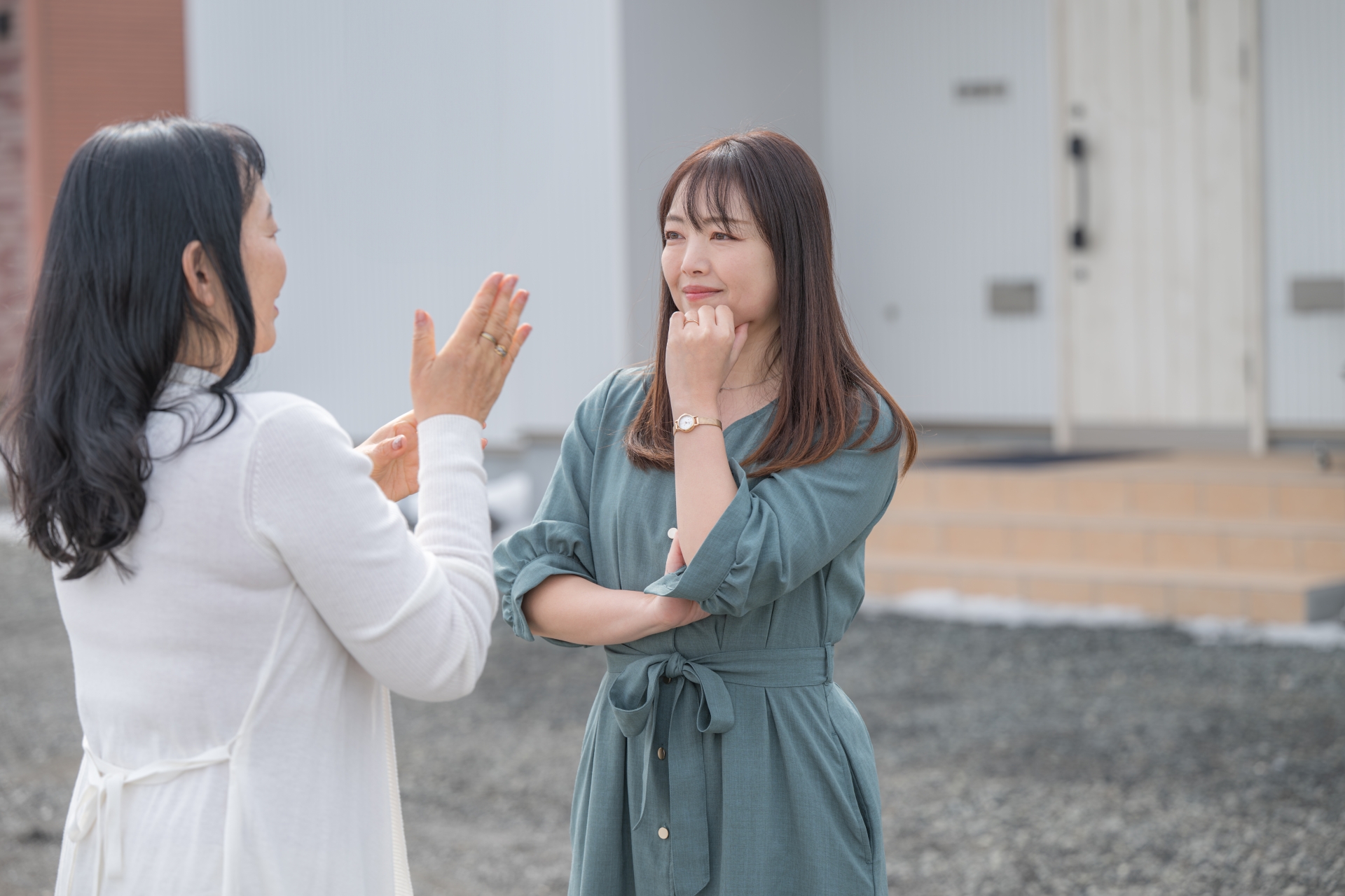 「探偵に浮気調査を依頼したら近所の噂に…」家庭のプライバシーを守る行動とは？